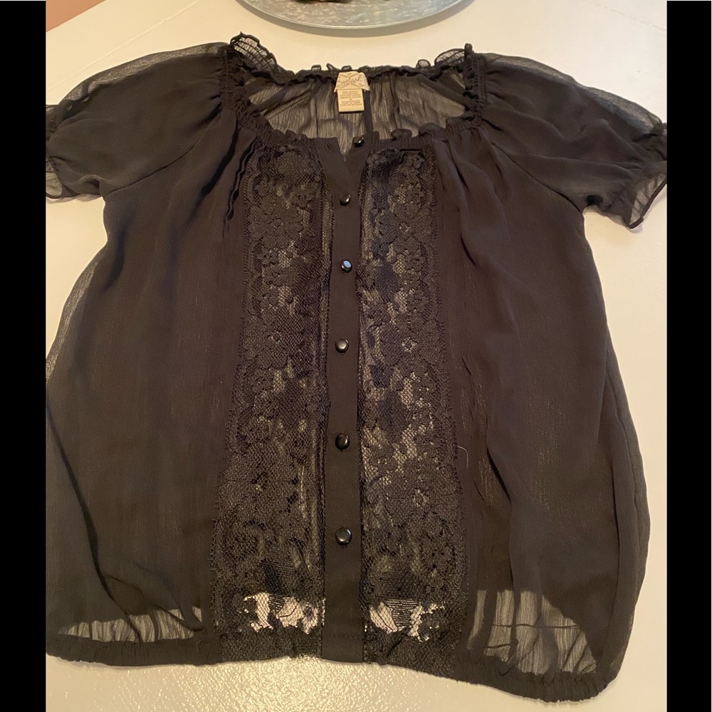 🌹 eyelash Couture sheer lace black button down blouse. Size S